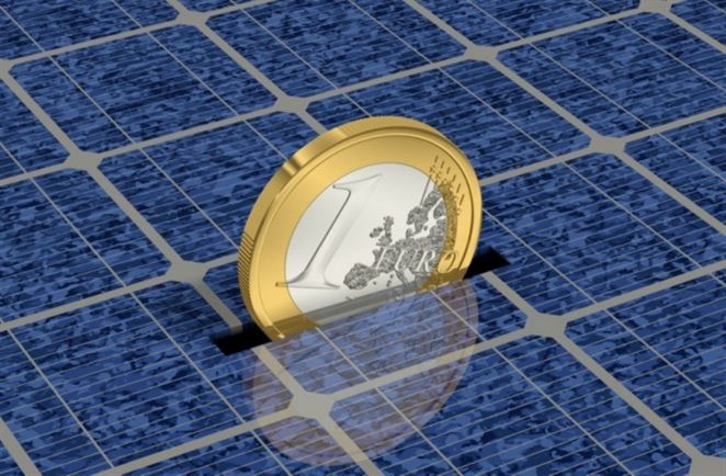 Českí výrobcovia vyhrávajú spor o poplatky za recykláciu fotovoltických panelov